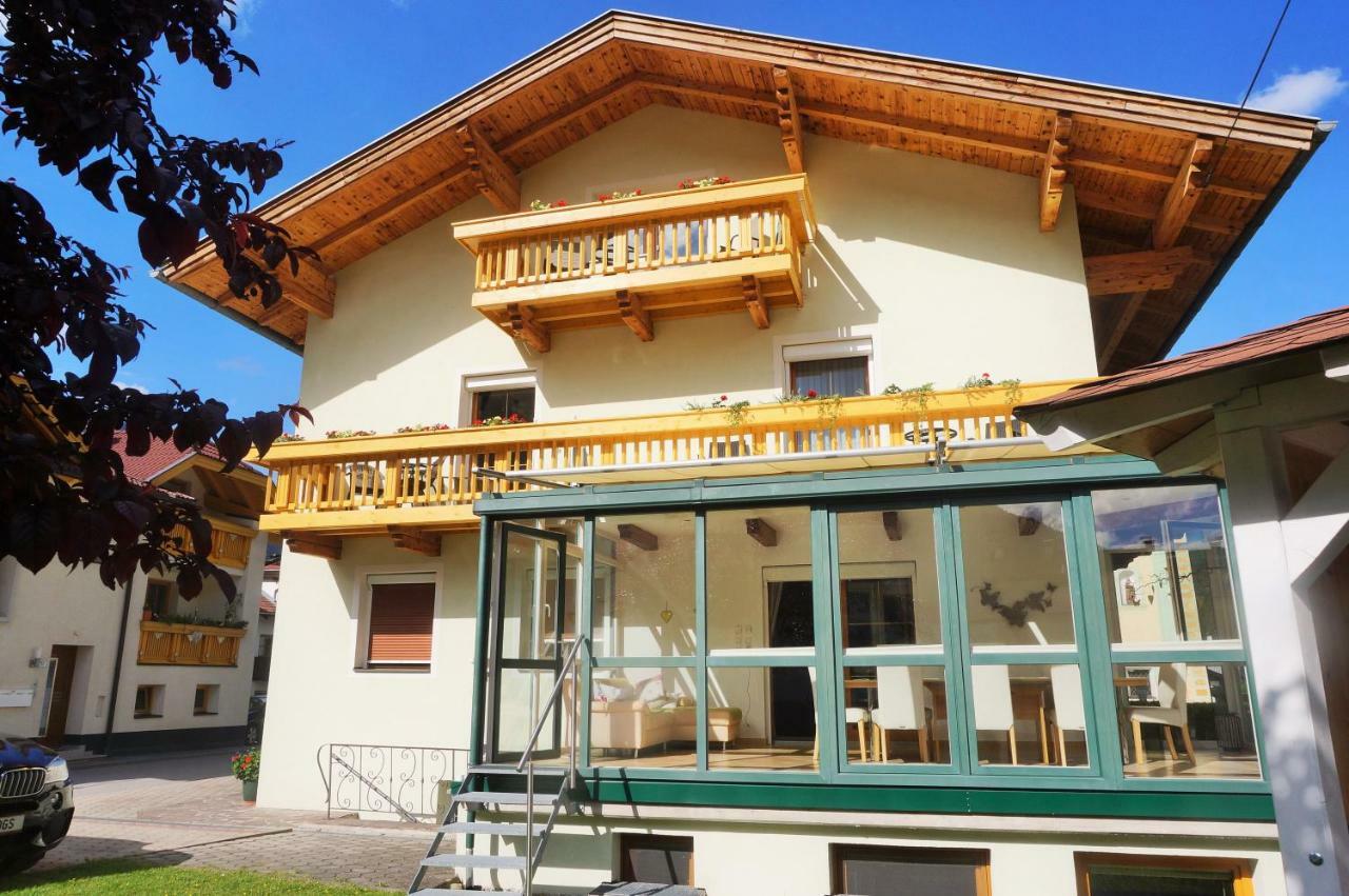 Ferienwohnung Haus Christine Fulpmes Exterior foto